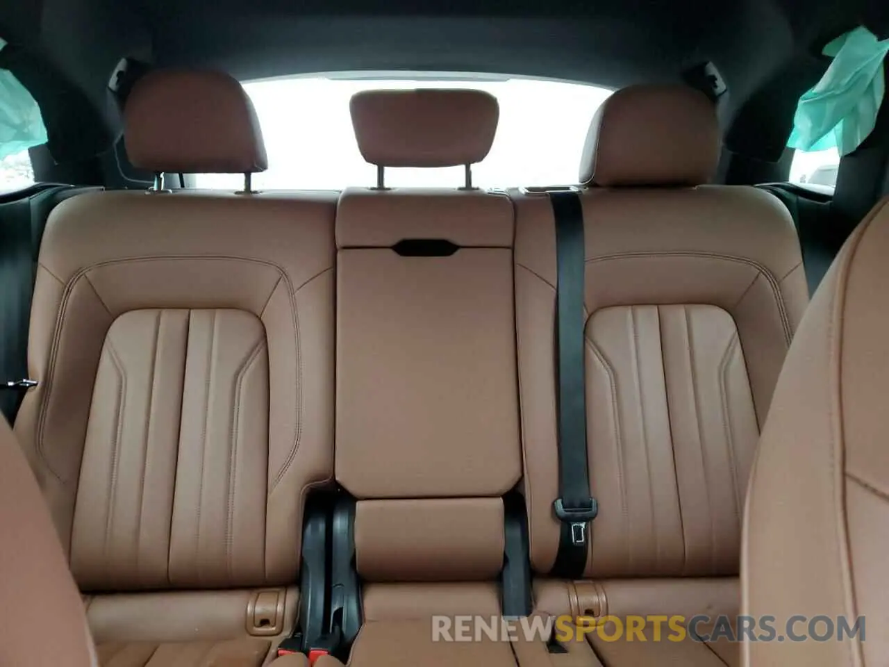 10 Фотография поврежденного автомобиля WA1EAAFY3N2021677 AUDI Q5 2022