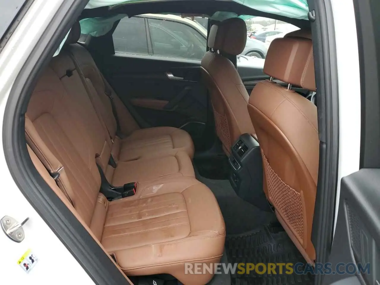 11 Фотография поврежденного автомобиля WA1EAAFY3N2021677 AUDI Q5 2022