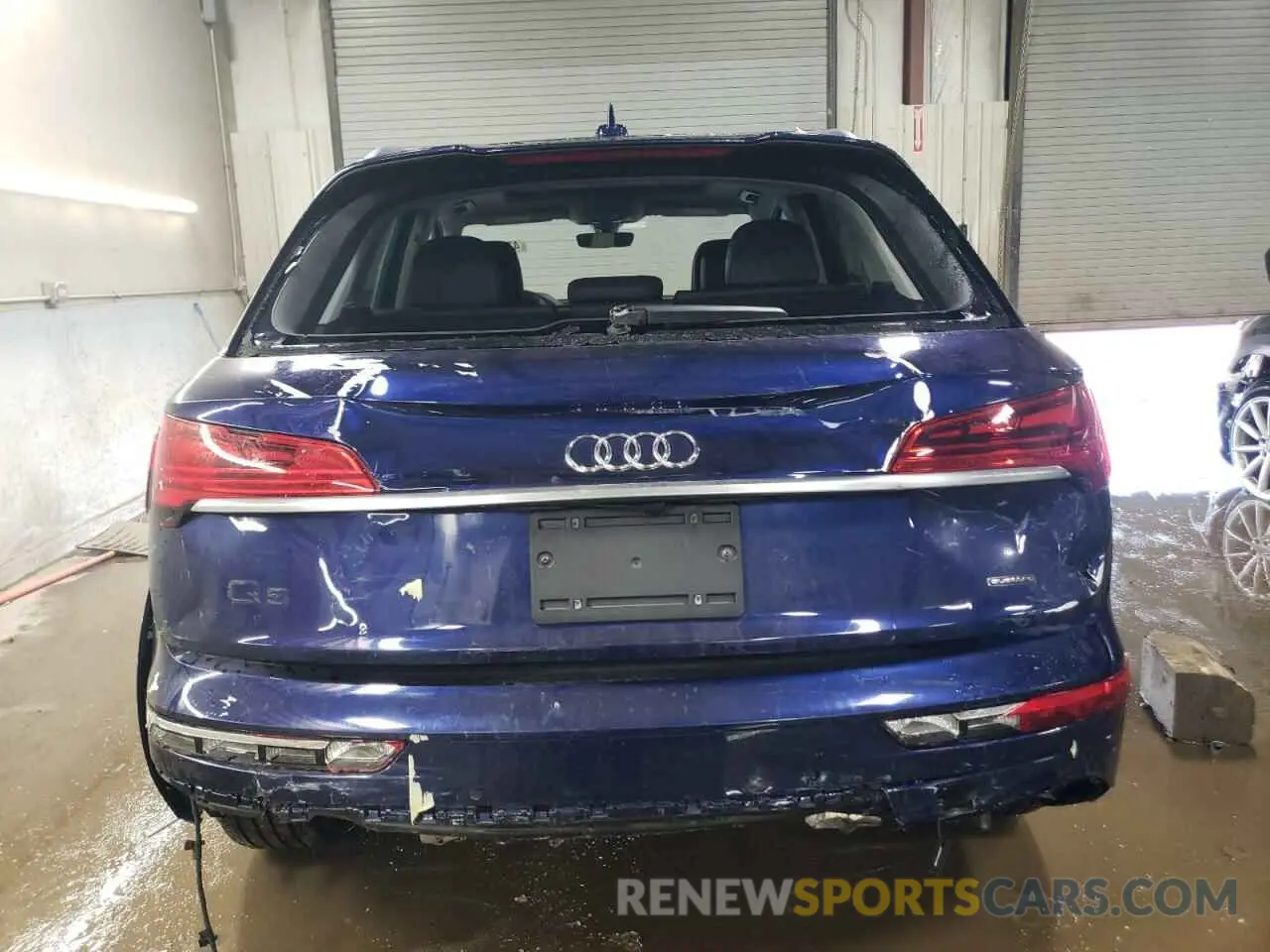 6 Photograph of a damaged car WA1EAAFY3N2094371 AUDI Q5 2022