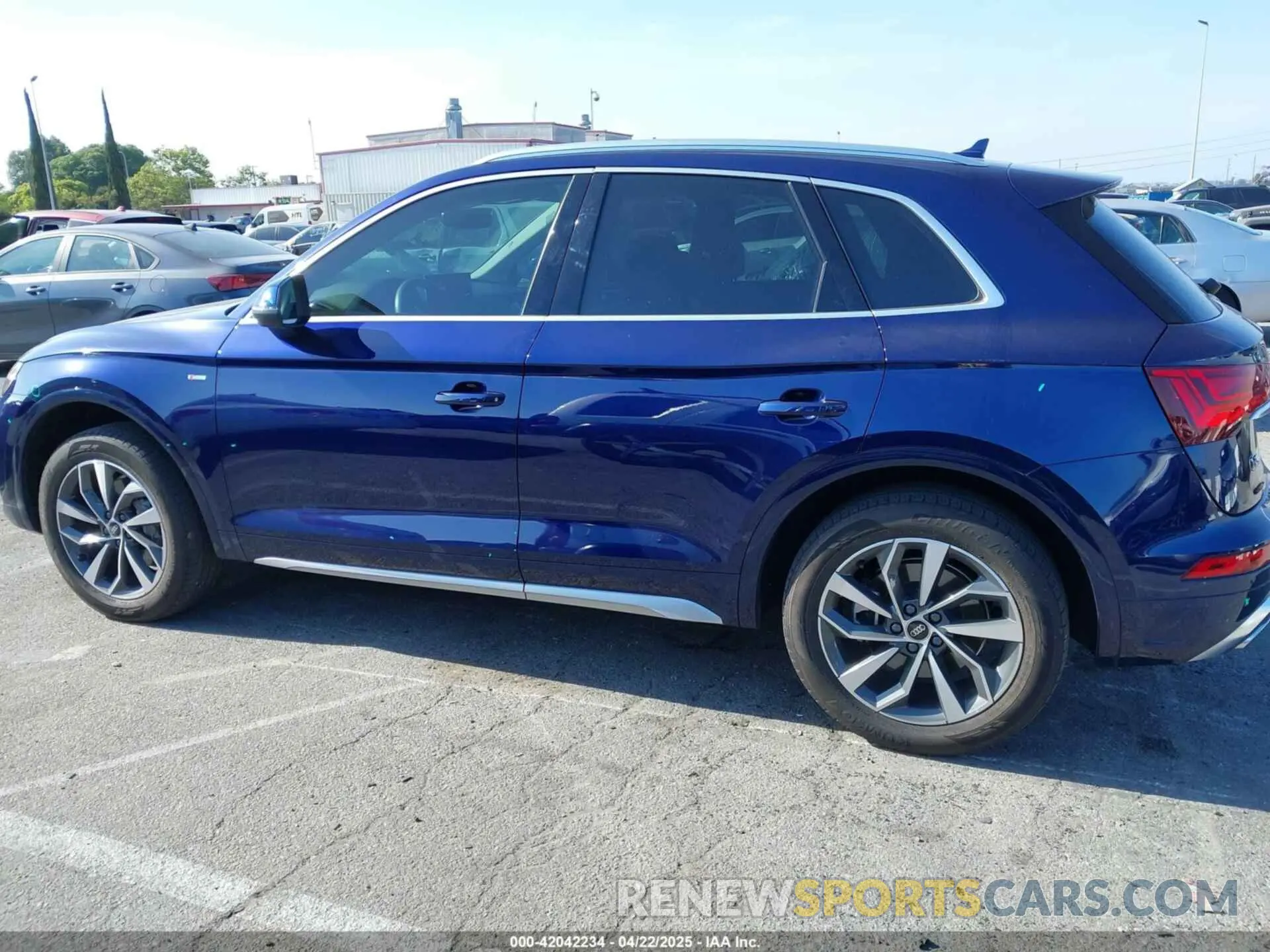 14 Фотография поврежденного автомобиля WA1EAAFY3N2118376 AUDI Q5 2022