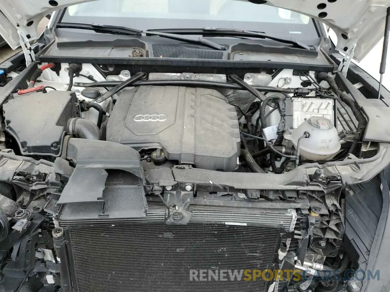 12 Photograph of a damaged car WA1EAAFY6N2086930 AUDI Q5 2022