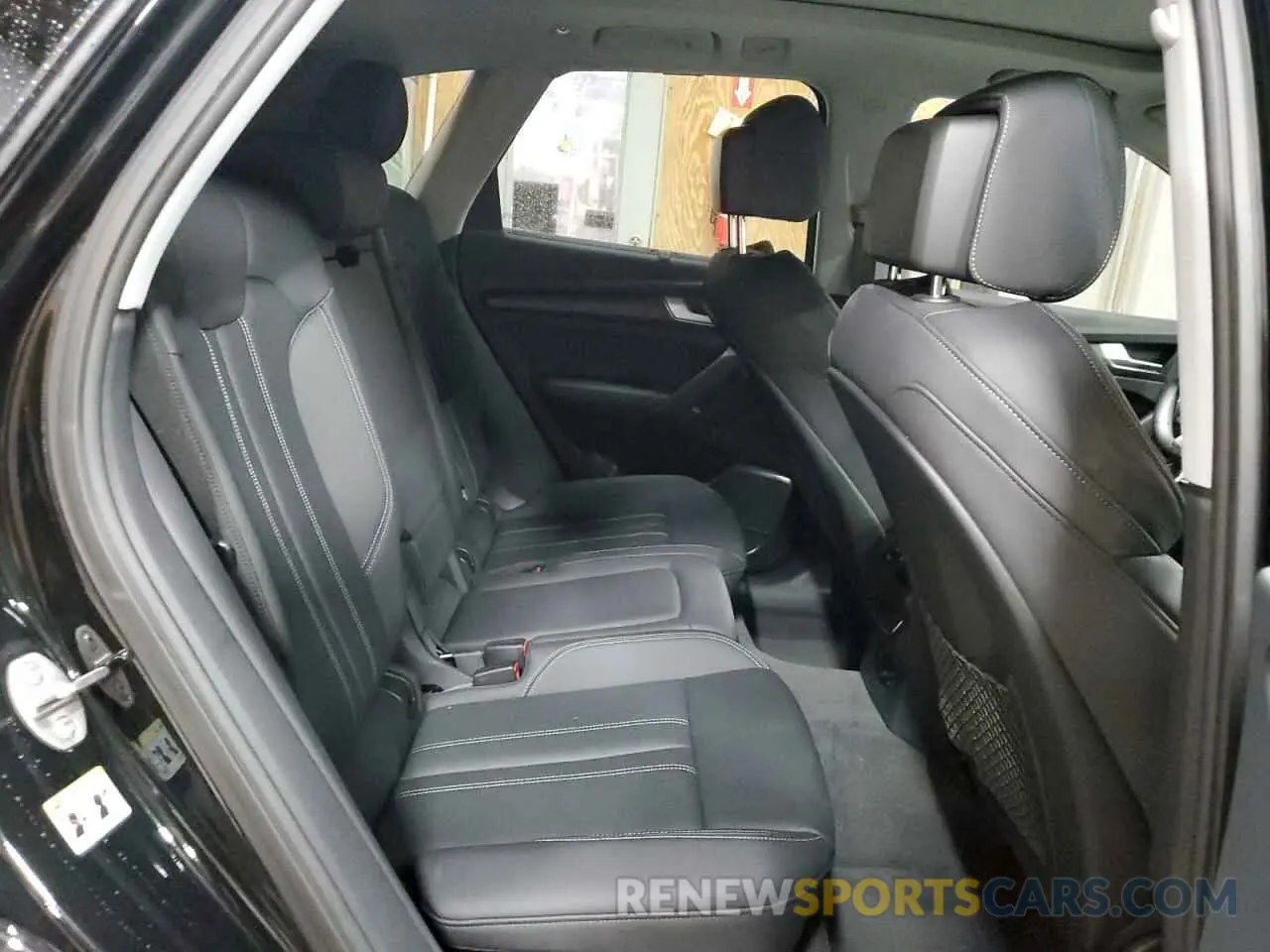 11 Photograph of a damaged car WA1EAAFY7N2023254 AUDI Q5 2022