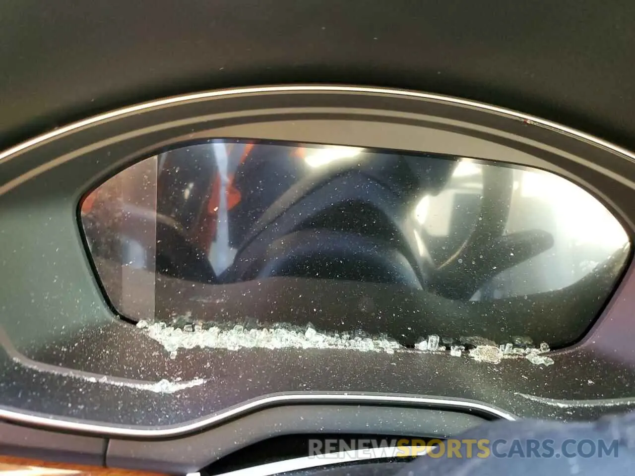 9 Photograph of a damaged car WA1EAAFY7N2071661 AUDI Q5 2022