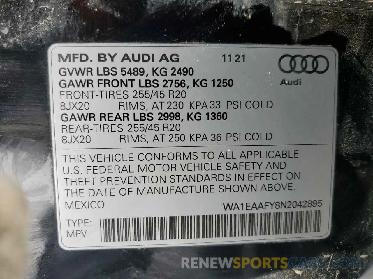 16 Photograph of a damaged car WA1EAAFY8N2042895 AUDI Q5 2022