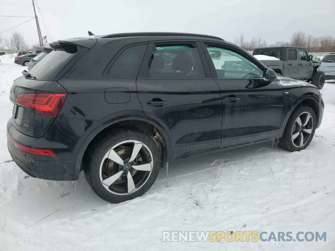 3 Photograph of a damaged car WA1EAAFY8N2042895 AUDI Q5 2022