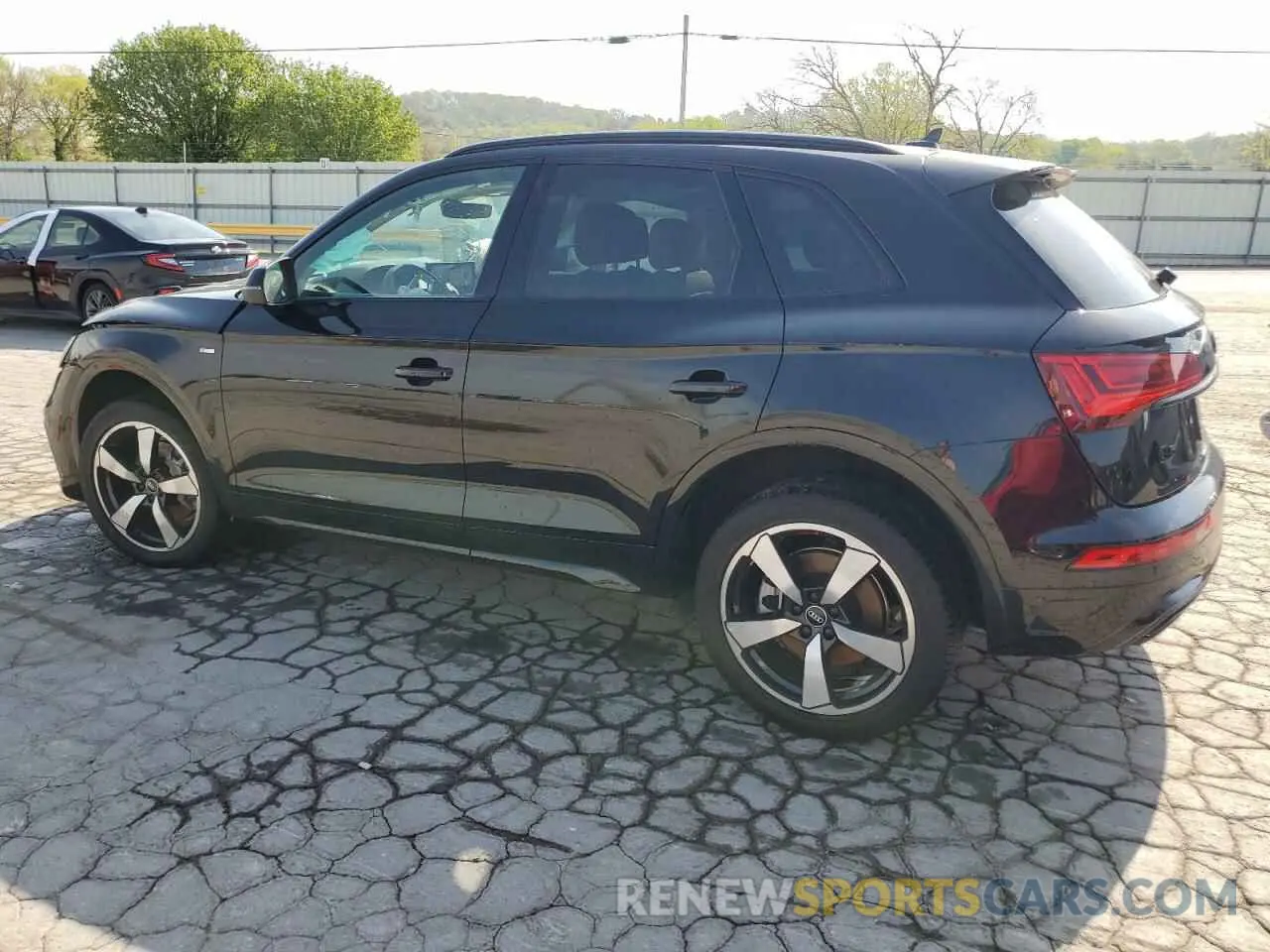2 Фотография поврежденного автомобиля WA1EAAFY8N2054528 AUDI Q5 2022