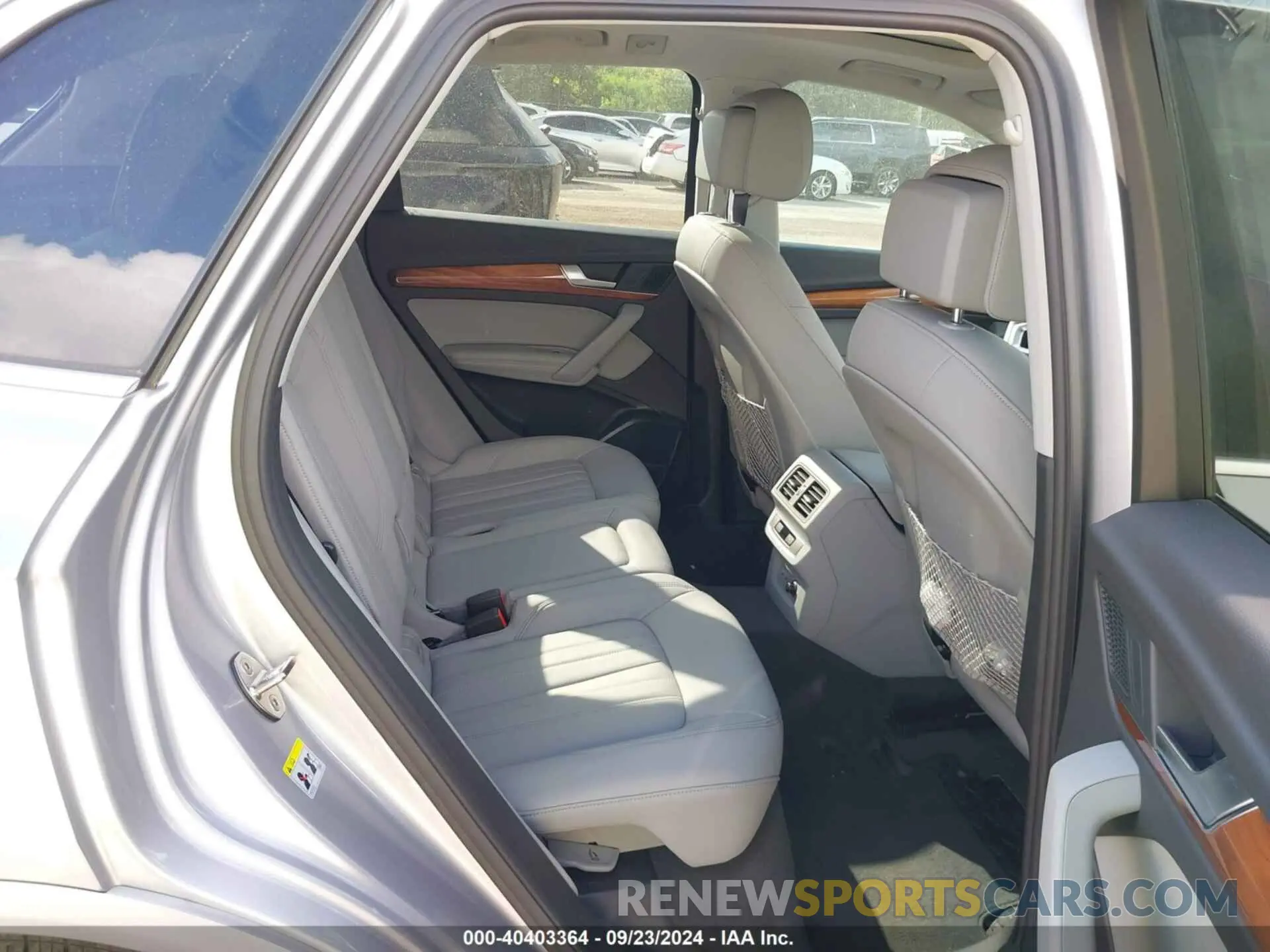 8 Фотография поврежденного автомобиля WA1EAAFY8N2114064 AUDI Q5 2022