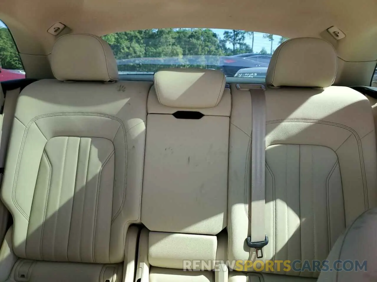 10 Фотография поврежденного автомобиля WA1EAAFY9N2108550 AUDI Q5 2022