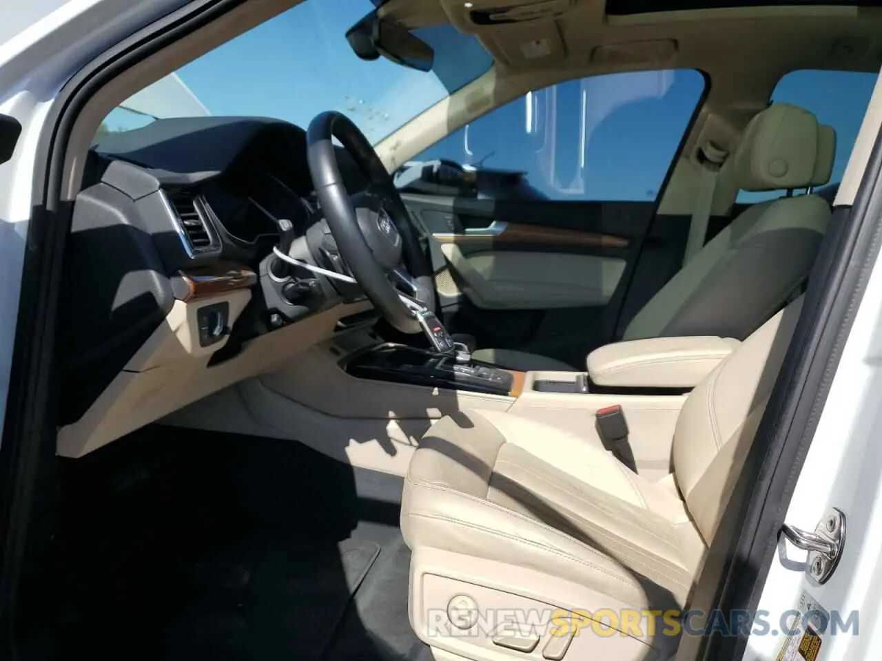 7 Фотография поврежденного автомобиля WA1EAAFY9N2108550 AUDI Q5 2022