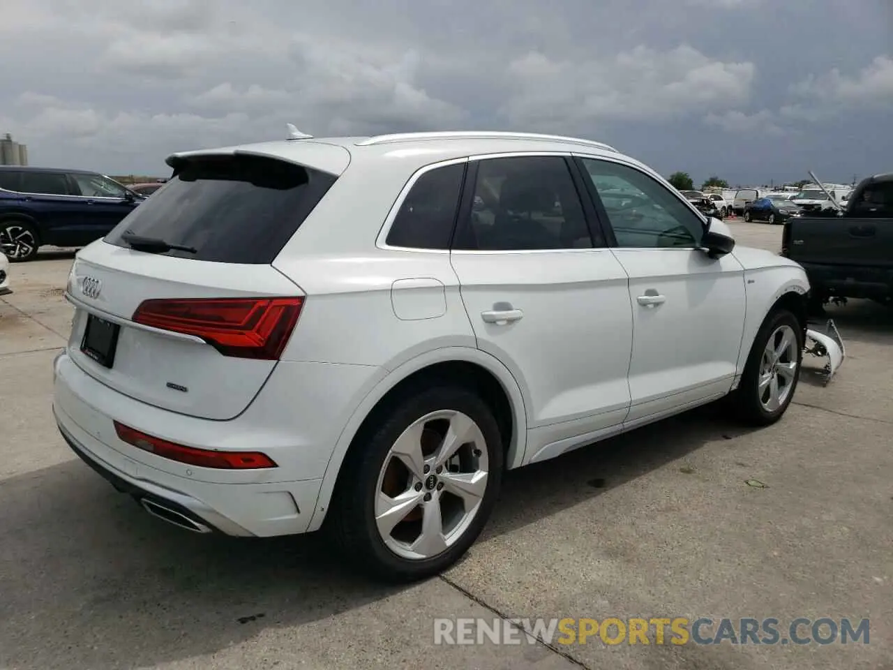 3 Photograph of a damaged car WA1EAAFYXN2044762 AUDI Q5 2022