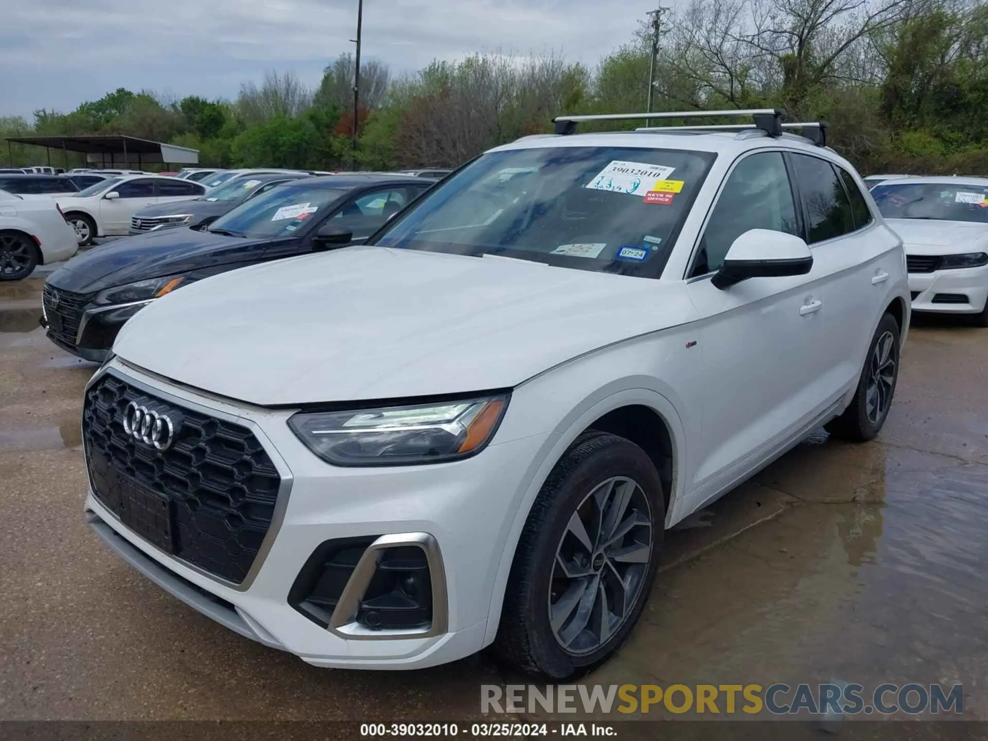 2 Photograph of a damaged car WA1EAAFYXN2135224 AUDI Q5 2022