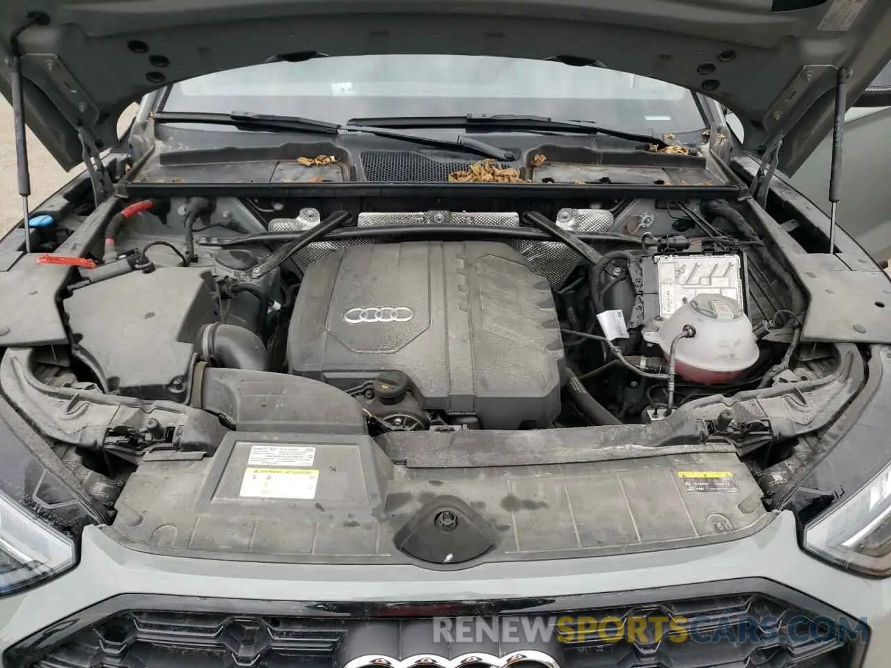 12 Photograph of a damaged car WA1EABFY9N2095109 AUDI Q5 2022