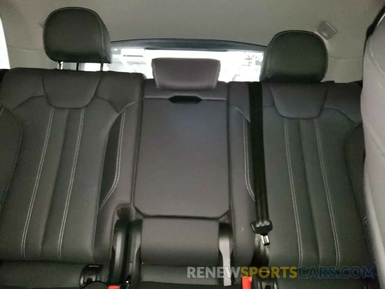 10 Photograph of a damaged car WA1F2BFY0N2084081 AUDI Q5 2022
