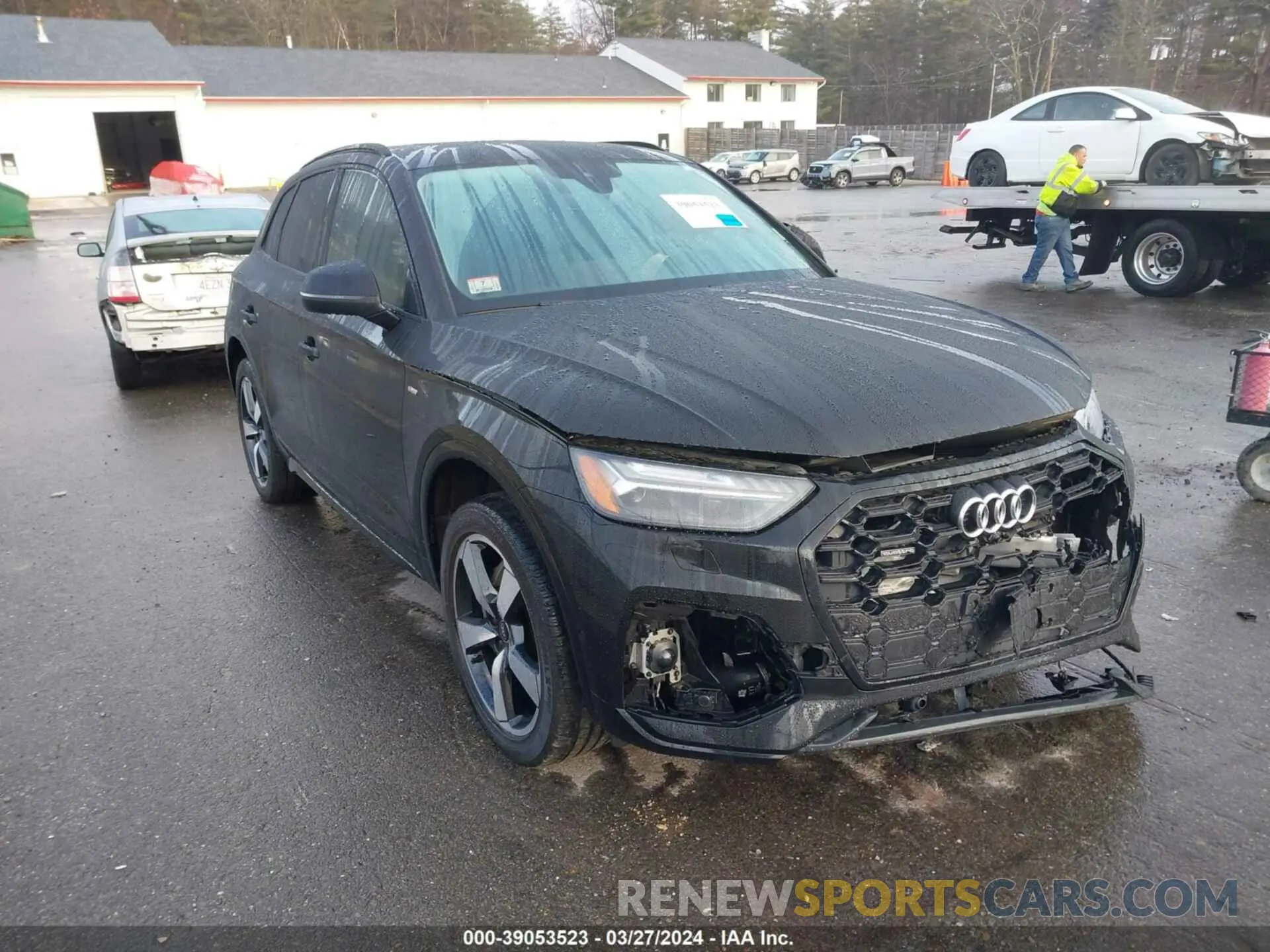 1 Photograph of a damaged car WA1FAAFY1N2110975 AUDI Q5 2022