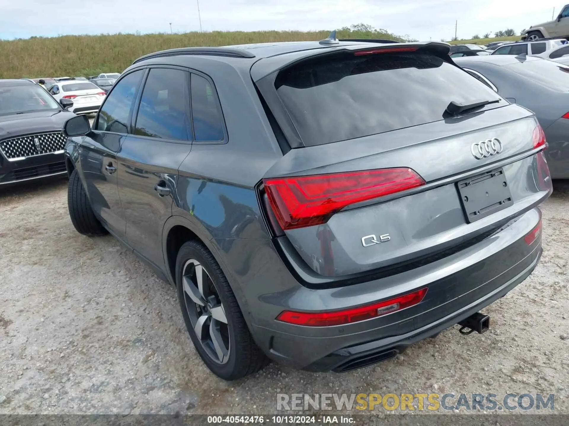 3 Фотография поврежденного автомобиля WA1FAAFYXN2006548 AUDI Q5 2022