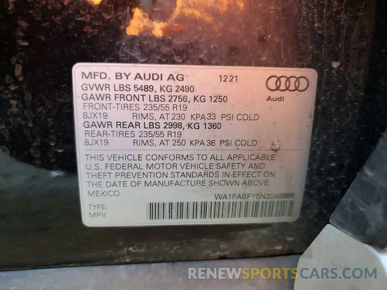 13 Photograph of a damaged car WA1FABFY5N2048986 AUDI Q5 2022