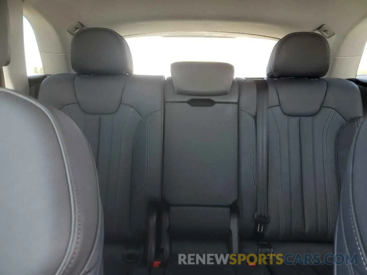 10 Фотография поврежденного автомобиля WA1G2AFY2N2098529 AUDI Q5 2022