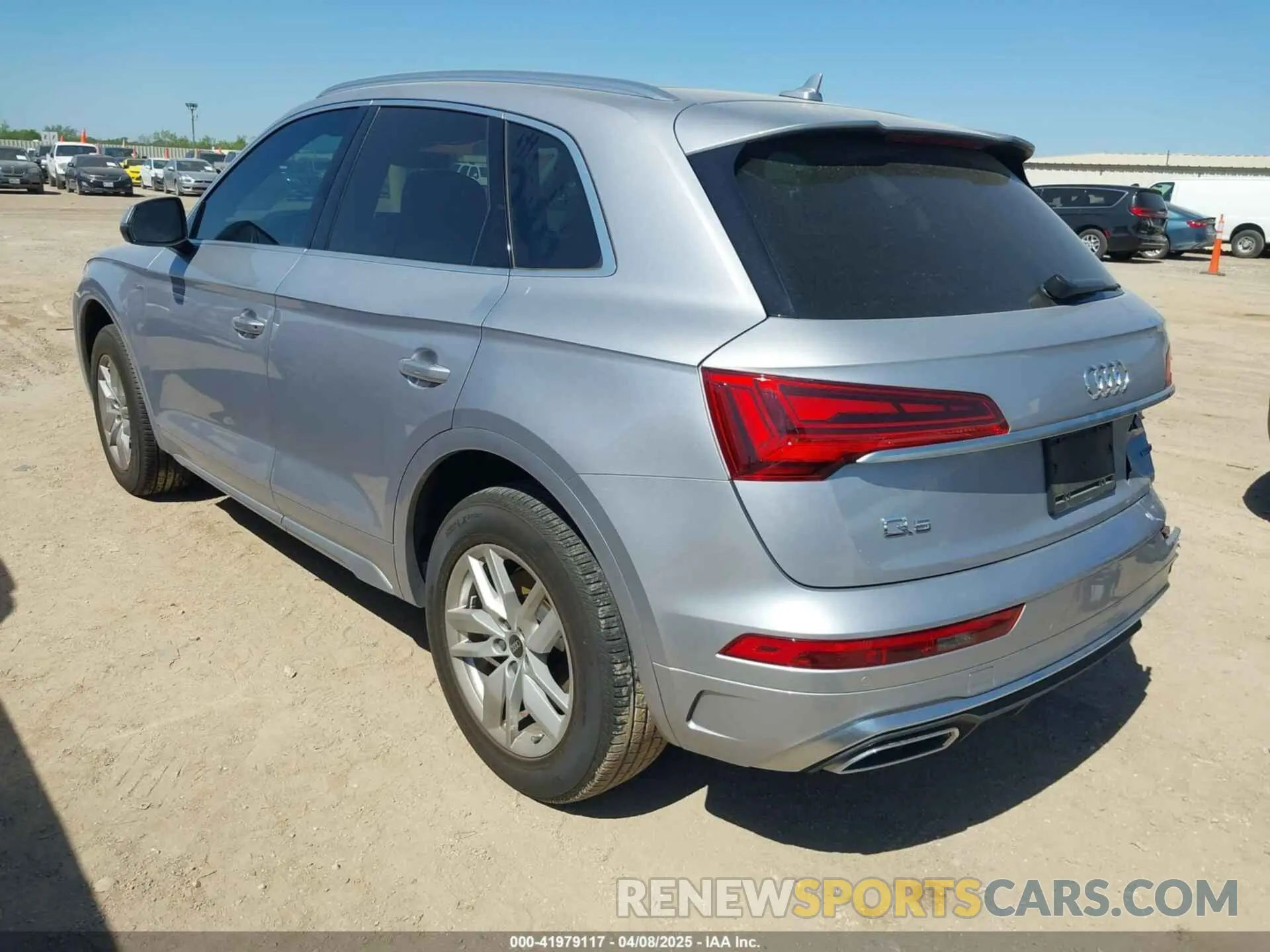 3 Фотография поврежденного автомобиля WA1GAAFY2N2119625 AUDI Q5 2022