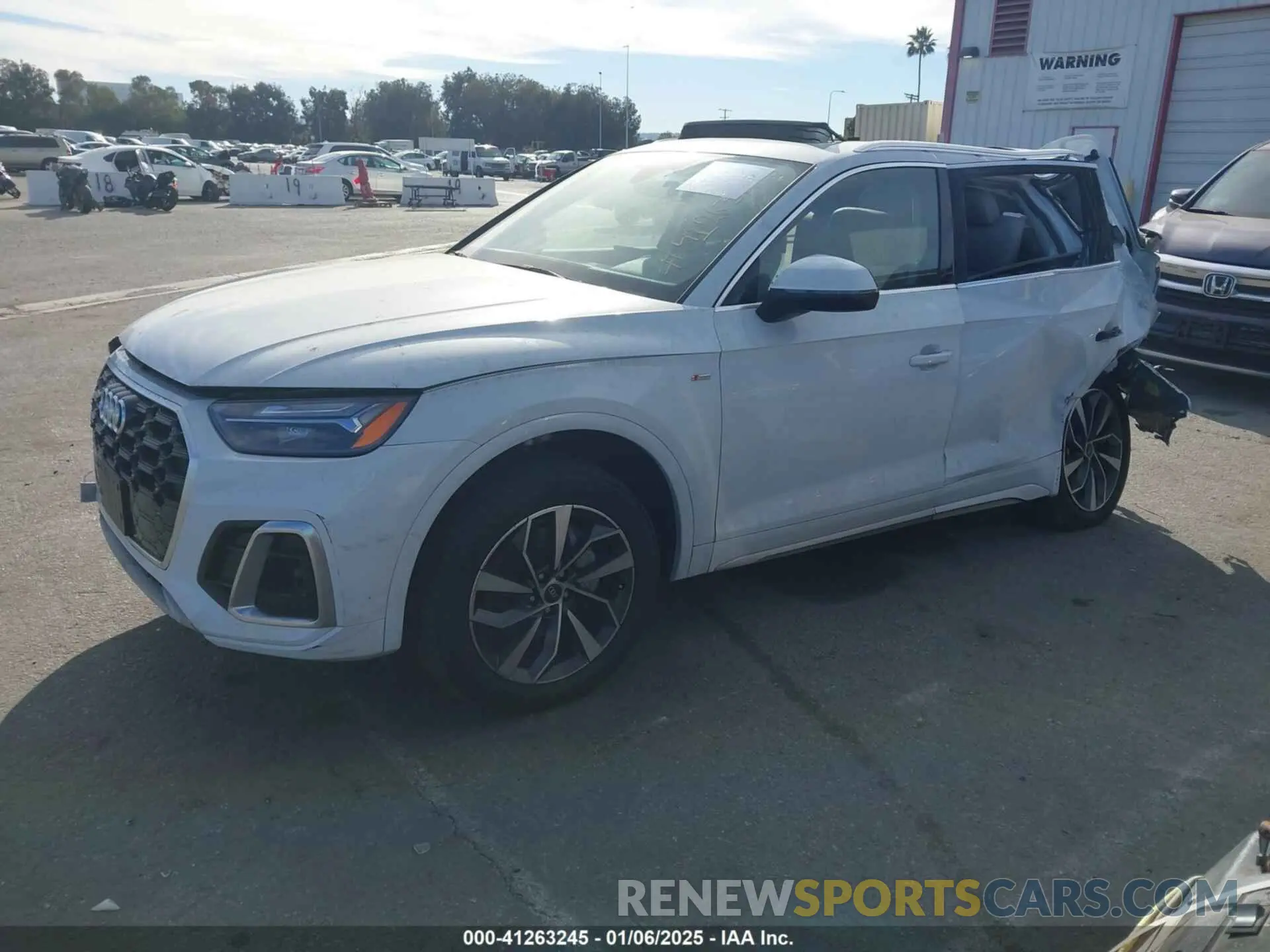 2 Photograph of a damaged car WA1GAAFY3N2101201 AUDI Q5 2022