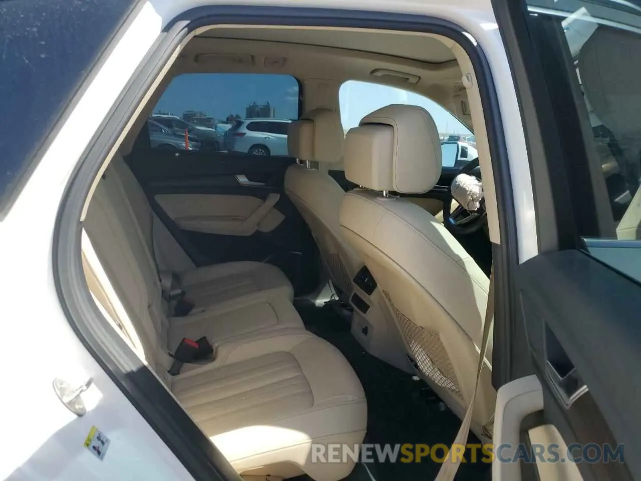11 Photograph of a damaged car WA1GAAFY4N2062294 AUDI Q5 2022