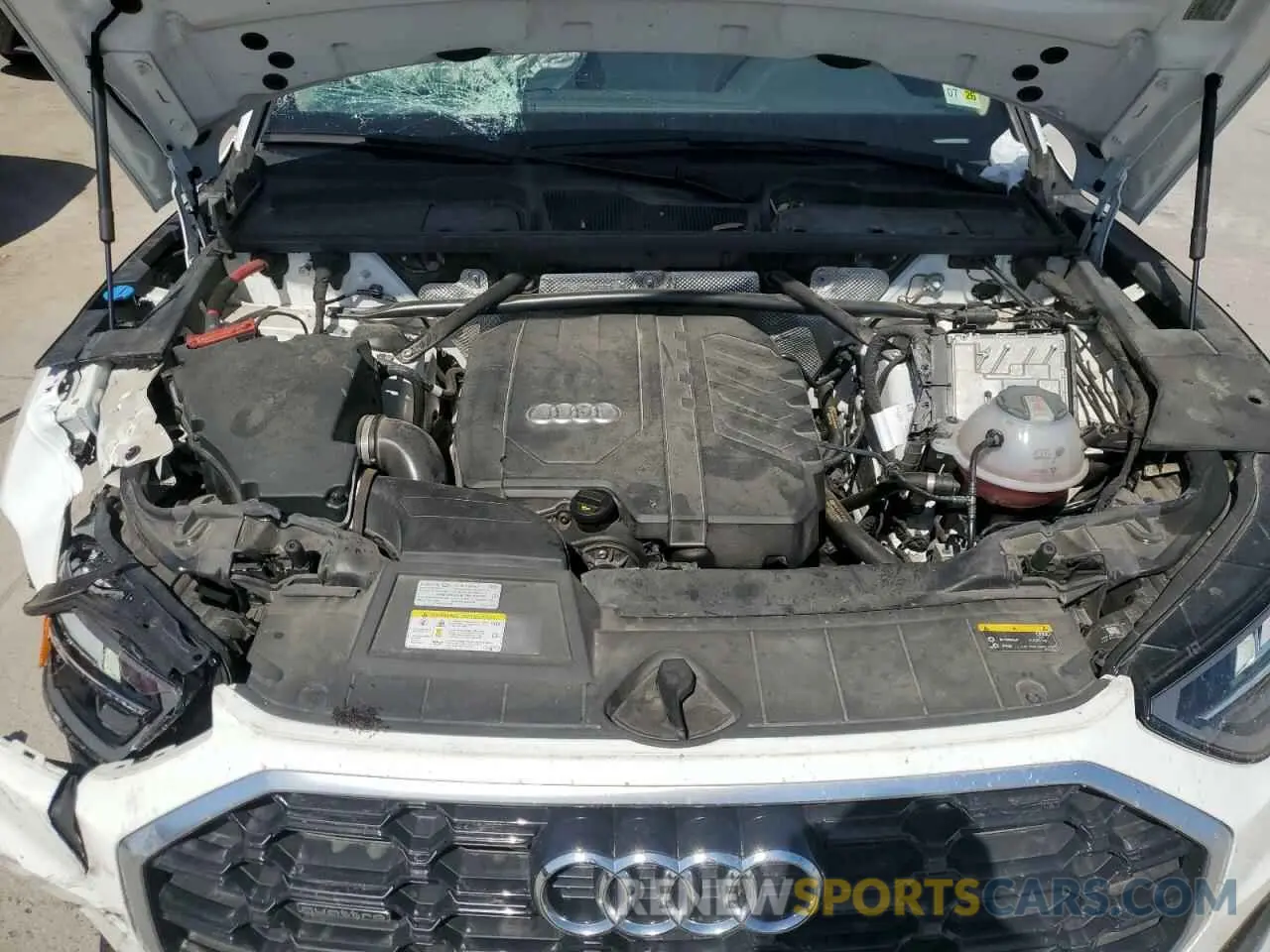 12 Photograph of a damaged car WA1GAAFY4N2062294 AUDI Q5 2022