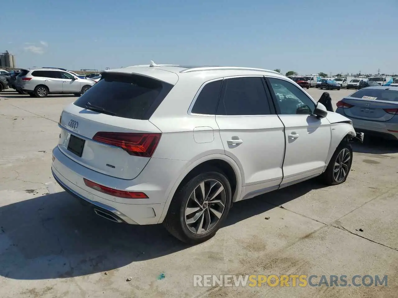 3 Photograph of a damaged car WA1GAAFY4N2062294 AUDI Q5 2022