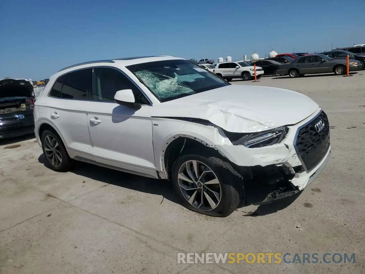 4 Photograph of a damaged car WA1GAAFY4N2062294 AUDI Q5 2022