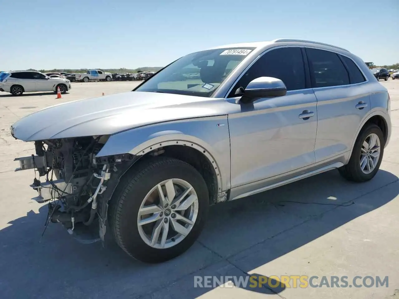 1 Photograph of a damaged car WA1GAAFY7N2003403 AUDI Q5 2022