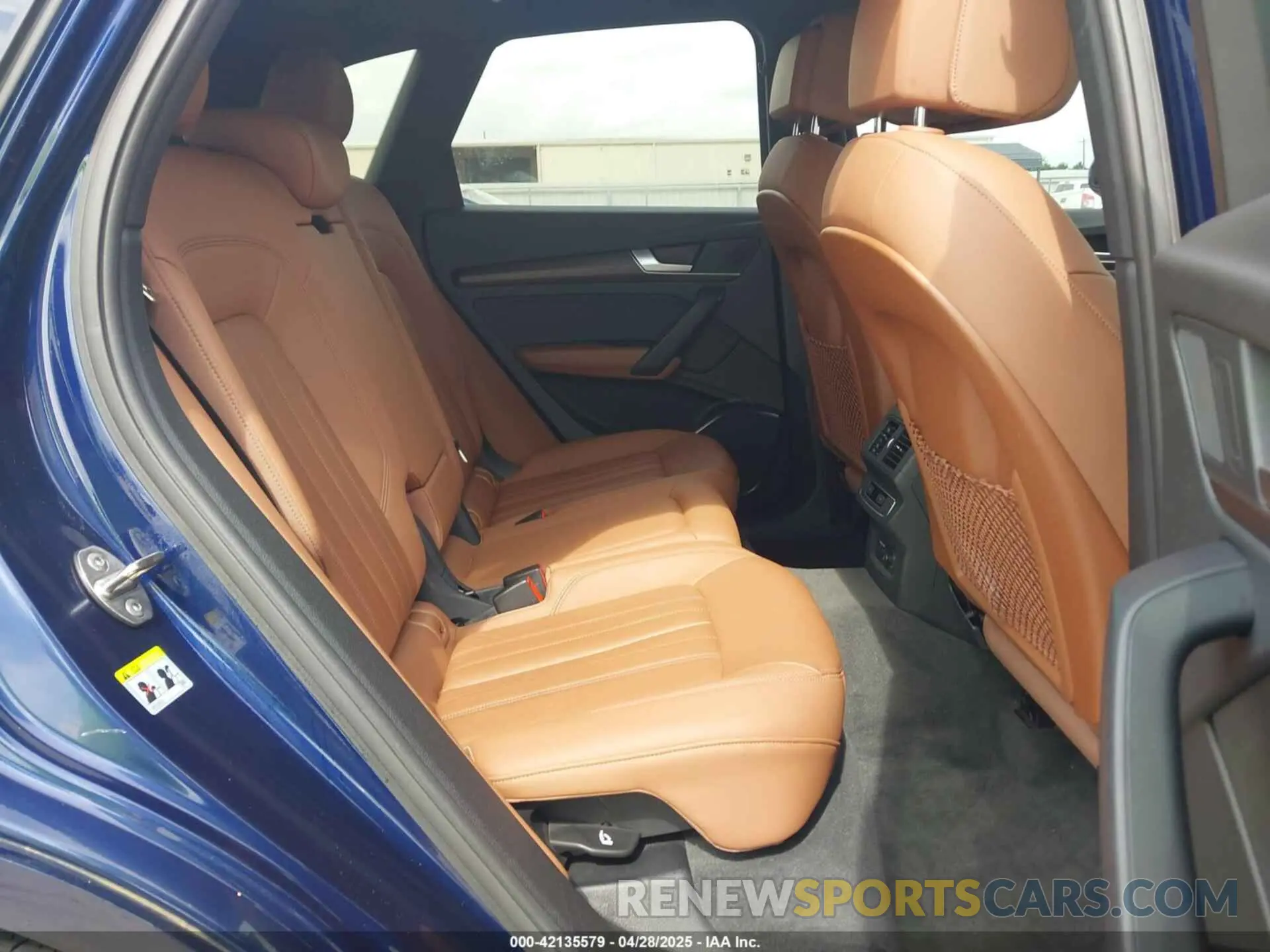 8 Photograph of a damaged car WA1GAAFYXN2033558 AUDI Q5 2022