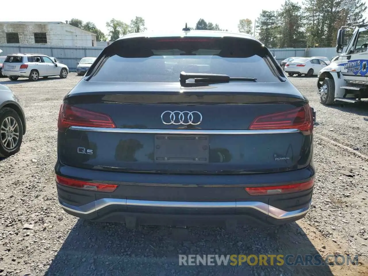 6 Photograph of a damaged car WA15AAFYXP2108382 AUDI Q5 2023
