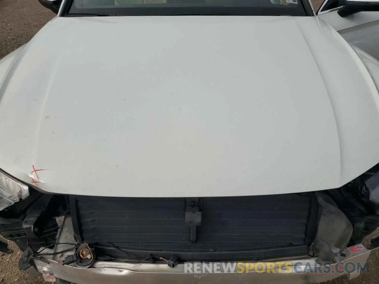 11 Photograph of a damaged car WA16AAFY0P2137734 AUDI Q5 2023