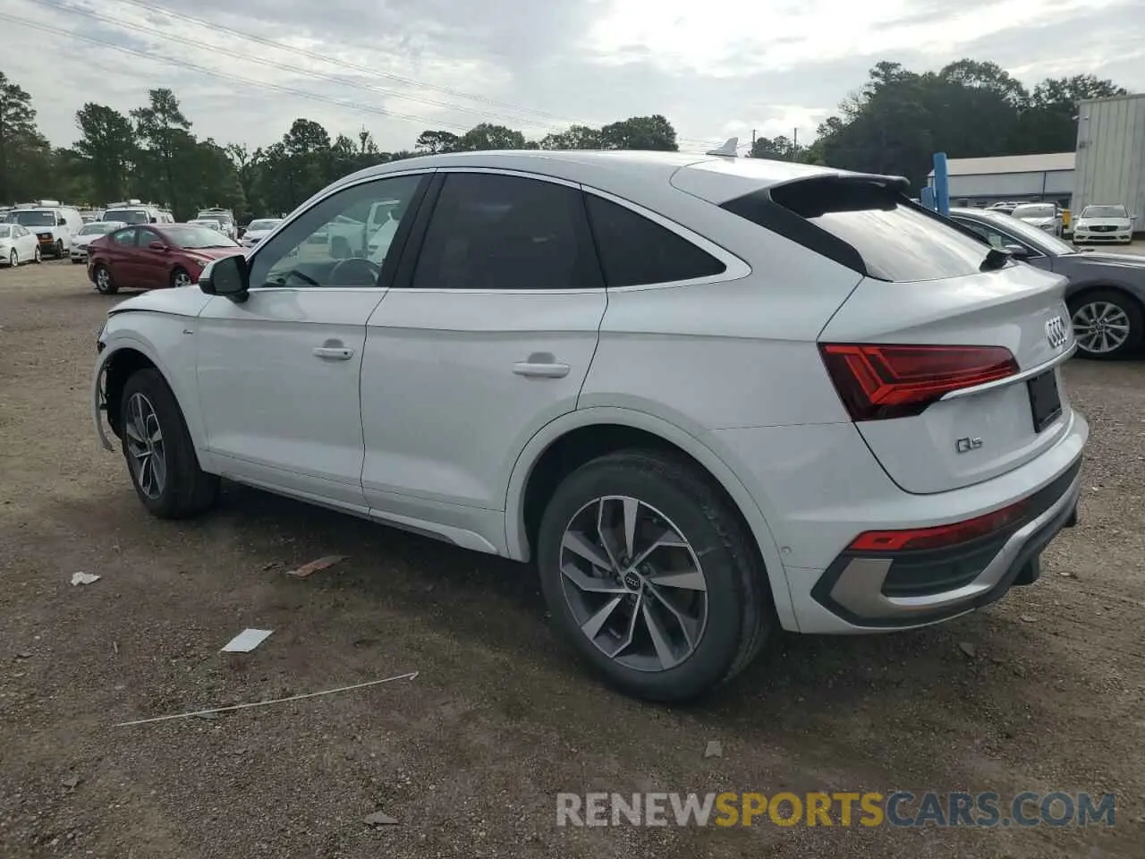 2 Photograph of a damaged car WA16AAFY0P2137734 AUDI Q5 2023