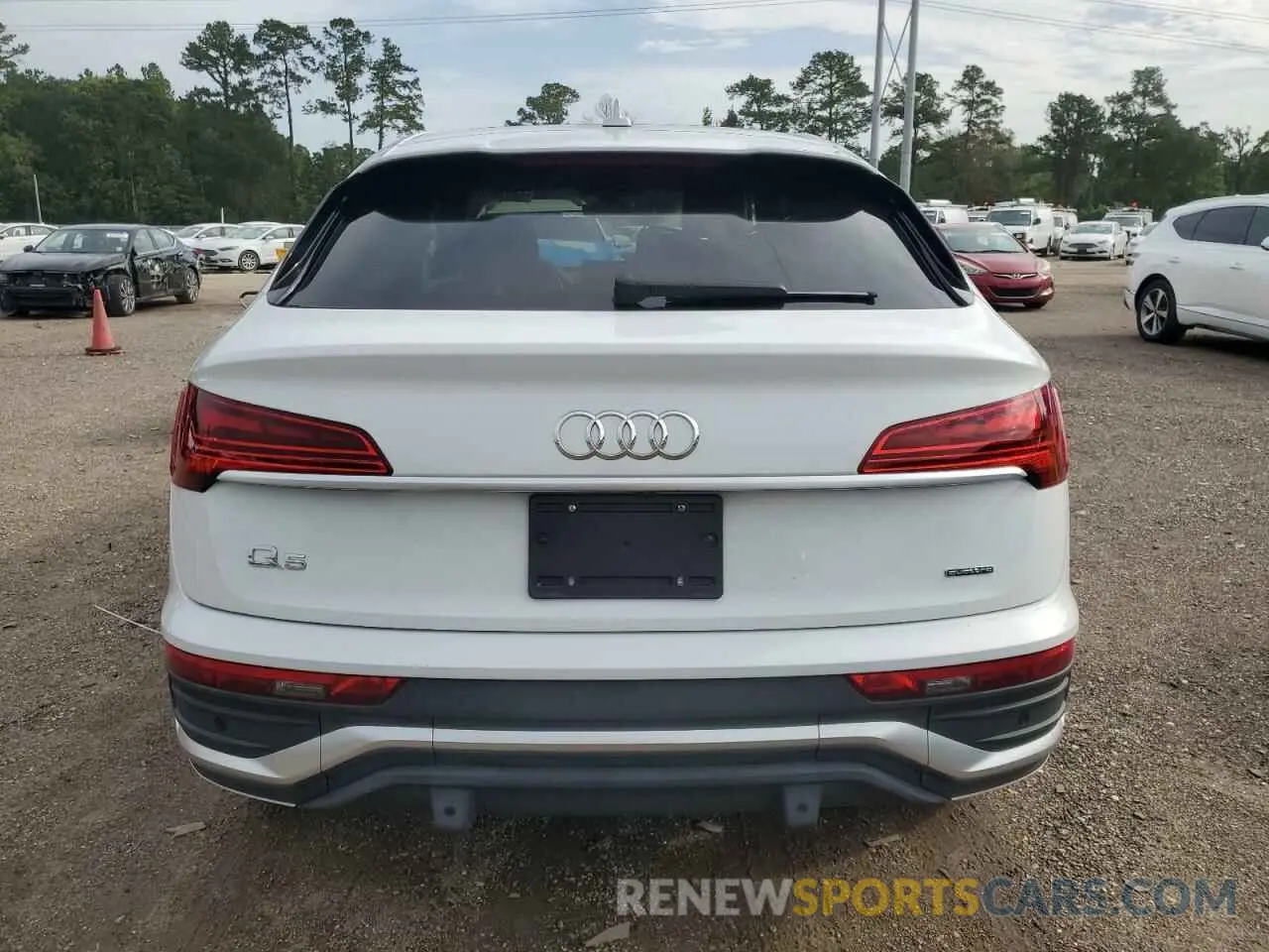6 Photograph of a damaged car WA16AAFY0P2137734 AUDI Q5 2023