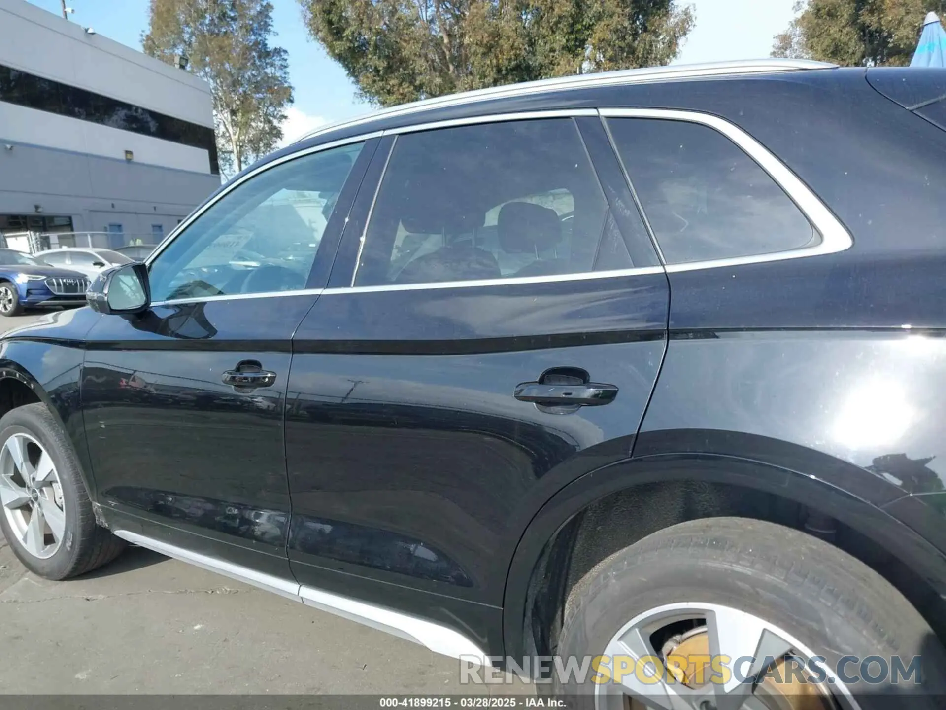 14 Фотография поврежденного автомобиля WA1ABAFY0P2193566 AUDI Q5 2023