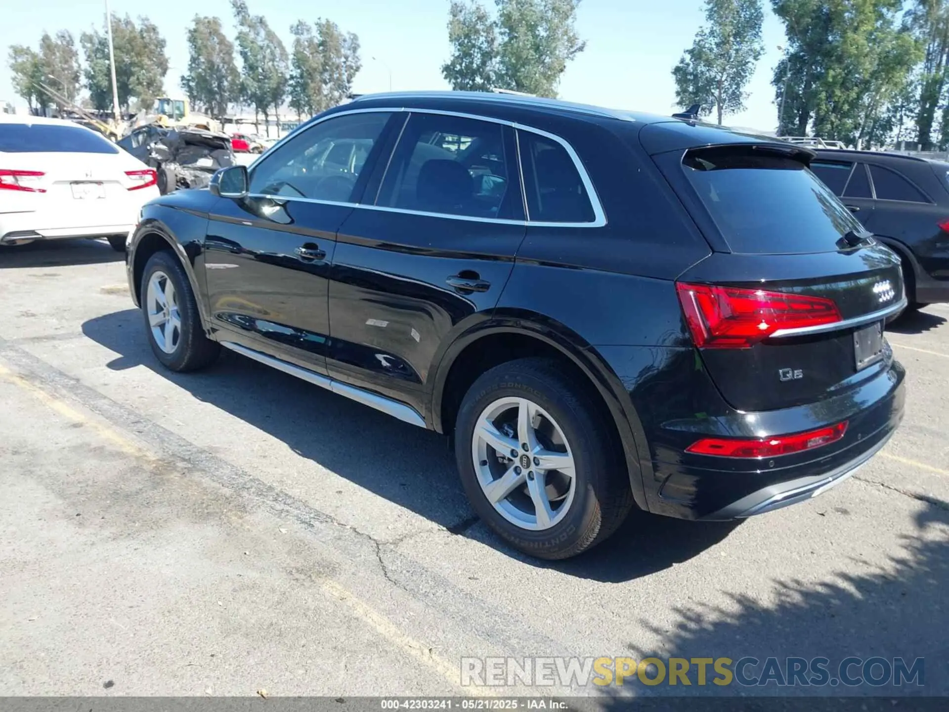 3 Photograph of a damaged car WA1ABAFY1P2188442 AUDI Q5 2023
