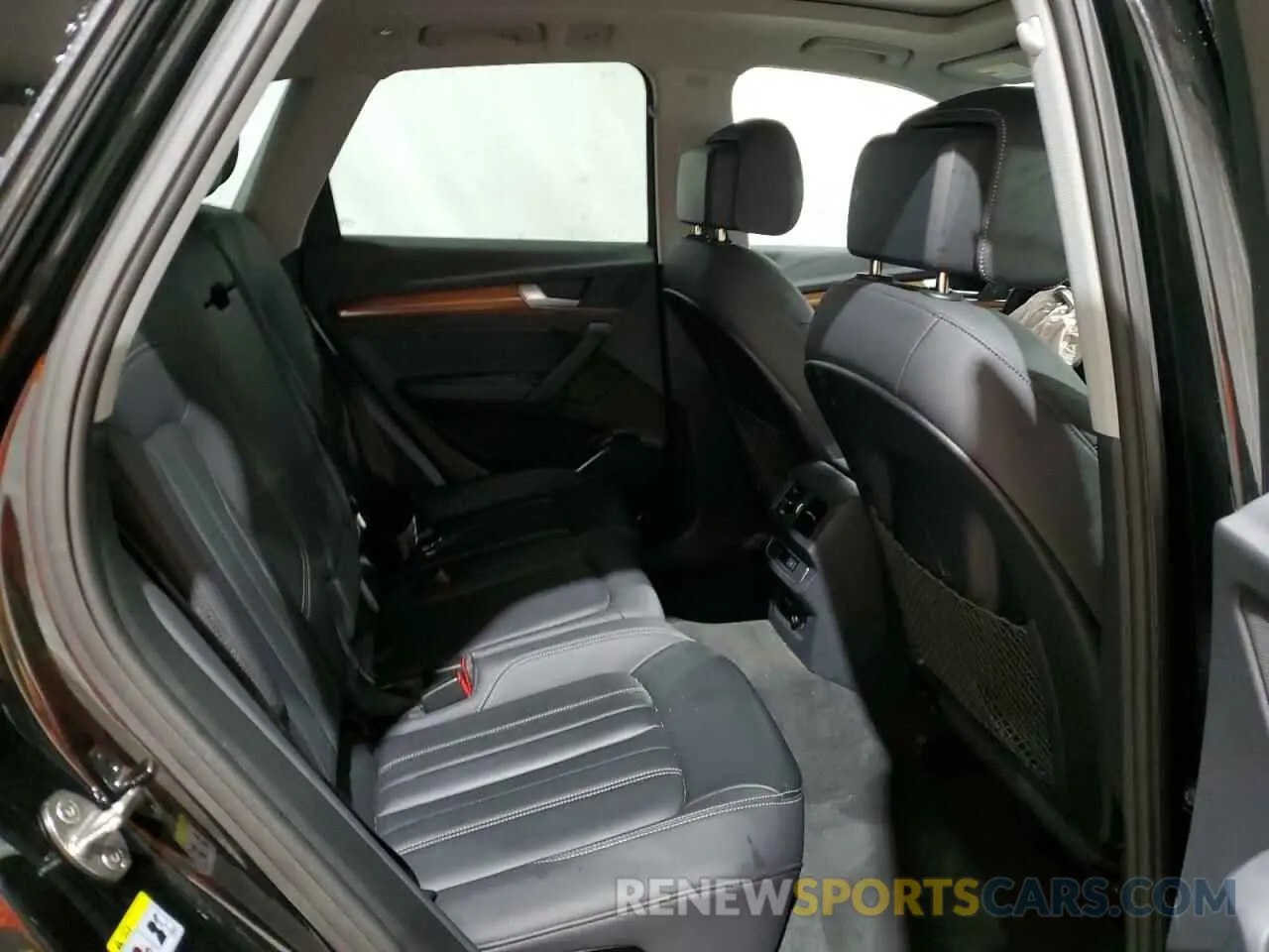 11 Photograph of a damaged car WA1ABAFY5P2020612 AUDI Q5 2023