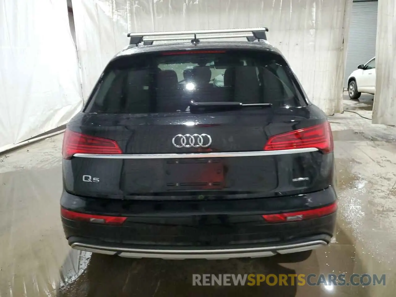 6 Photograph of a damaged car WA1ABAFY5P2020612 AUDI Q5 2023