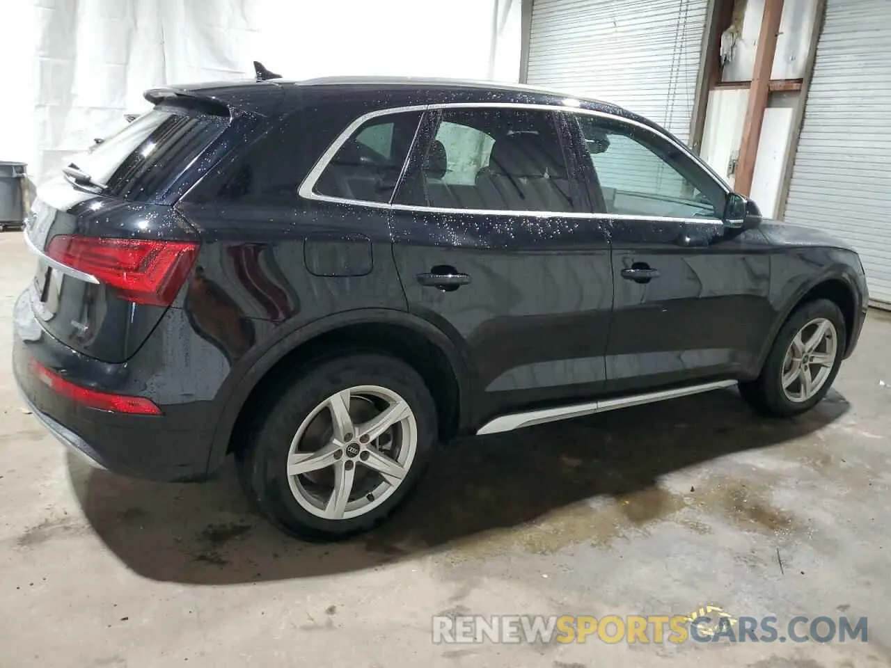 3 Photograph of a damaged car WA1ABAFY7P2045611 AUDI Q5 2023