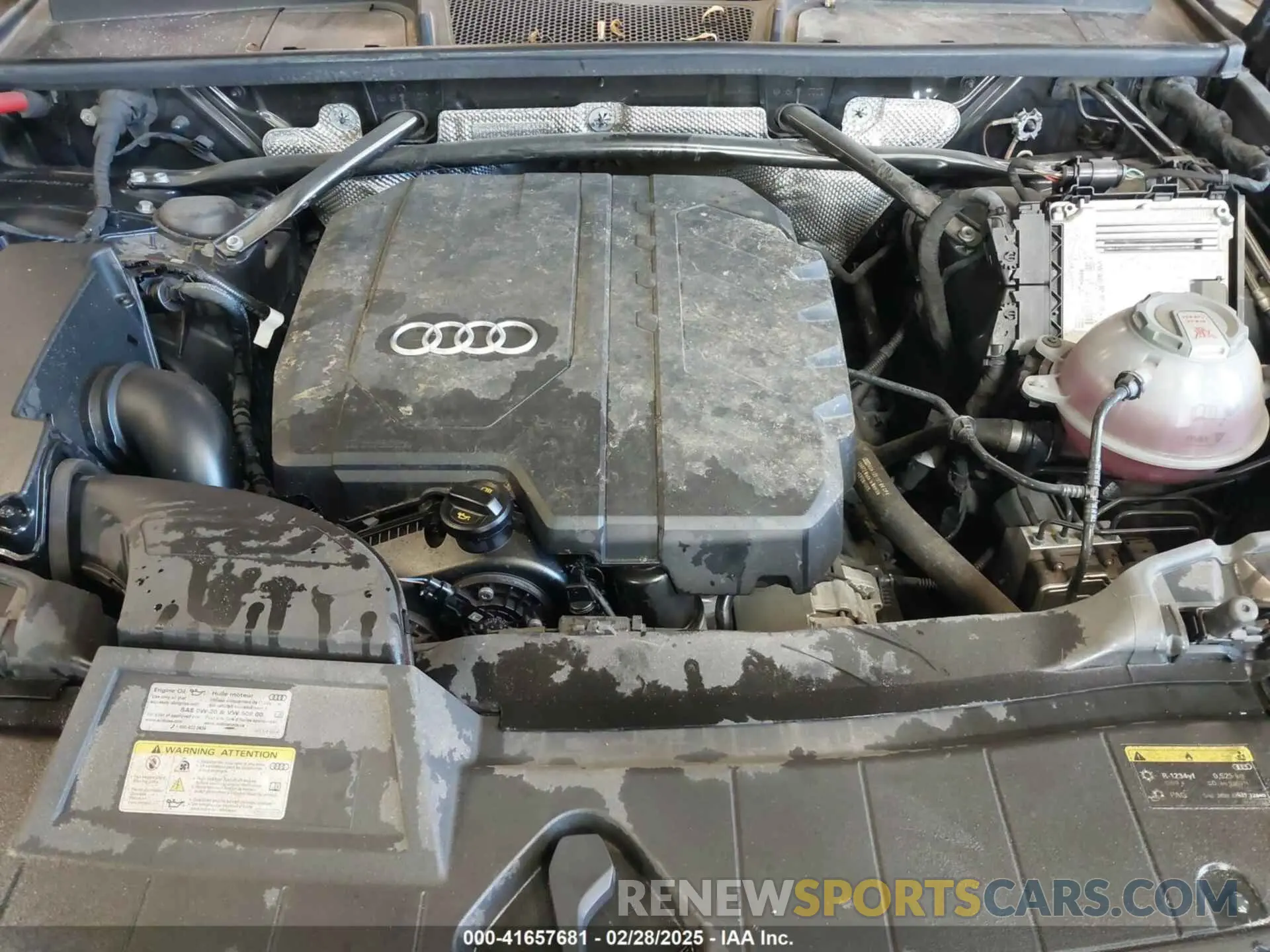 10 Photograph of a damaged car WA1ABAFY7P2053949 AUDI Q5 2023