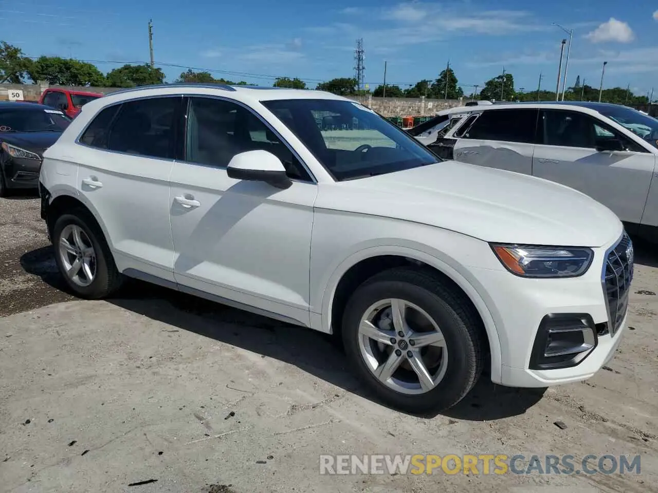 4 Photograph of a damaged car WA1ABAFYXP2190464 AUDI Q5 2023