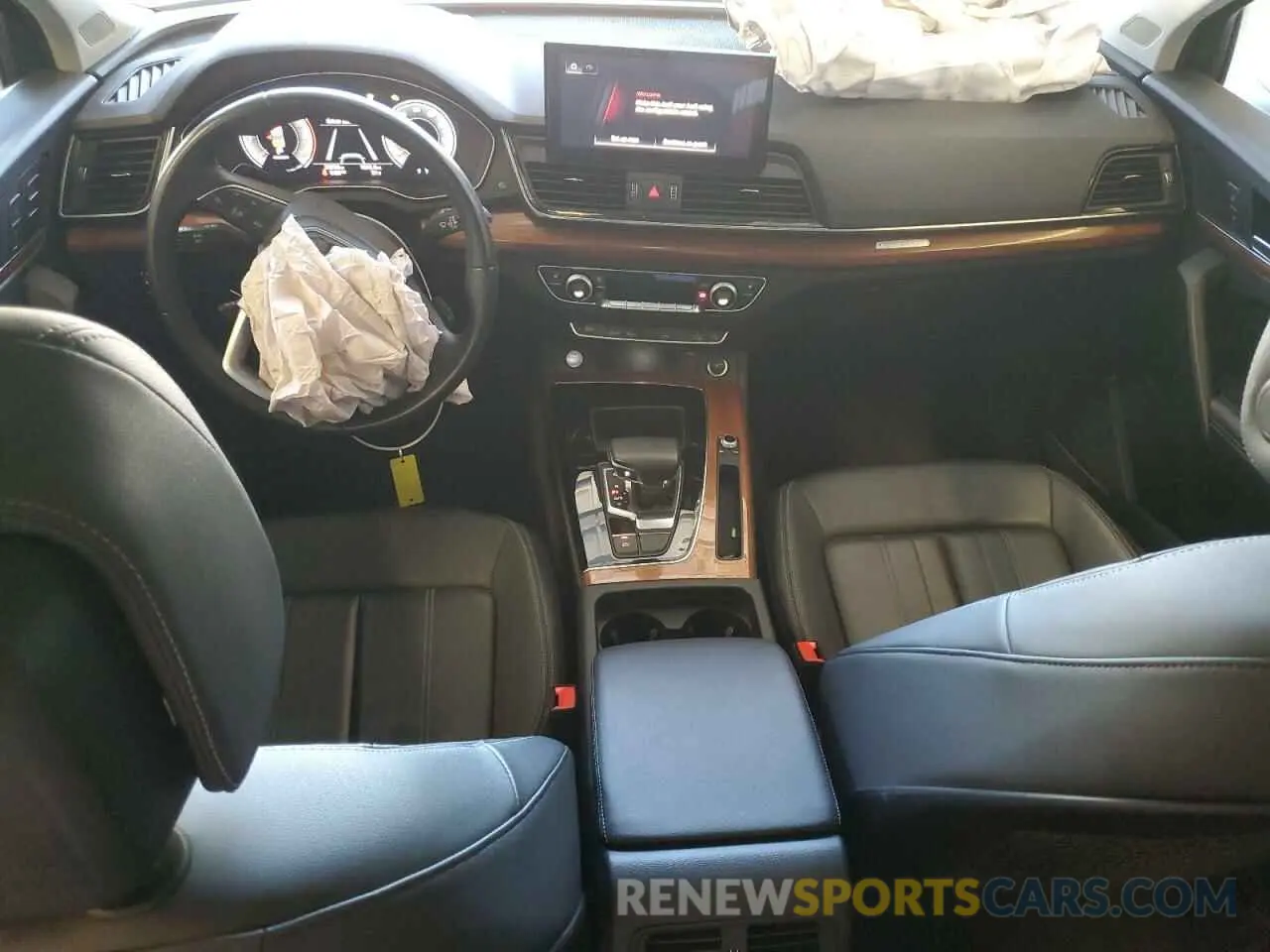 8 Photograph of a damaged car WA1BBAFY6P2047225 AUDI Q5 2023