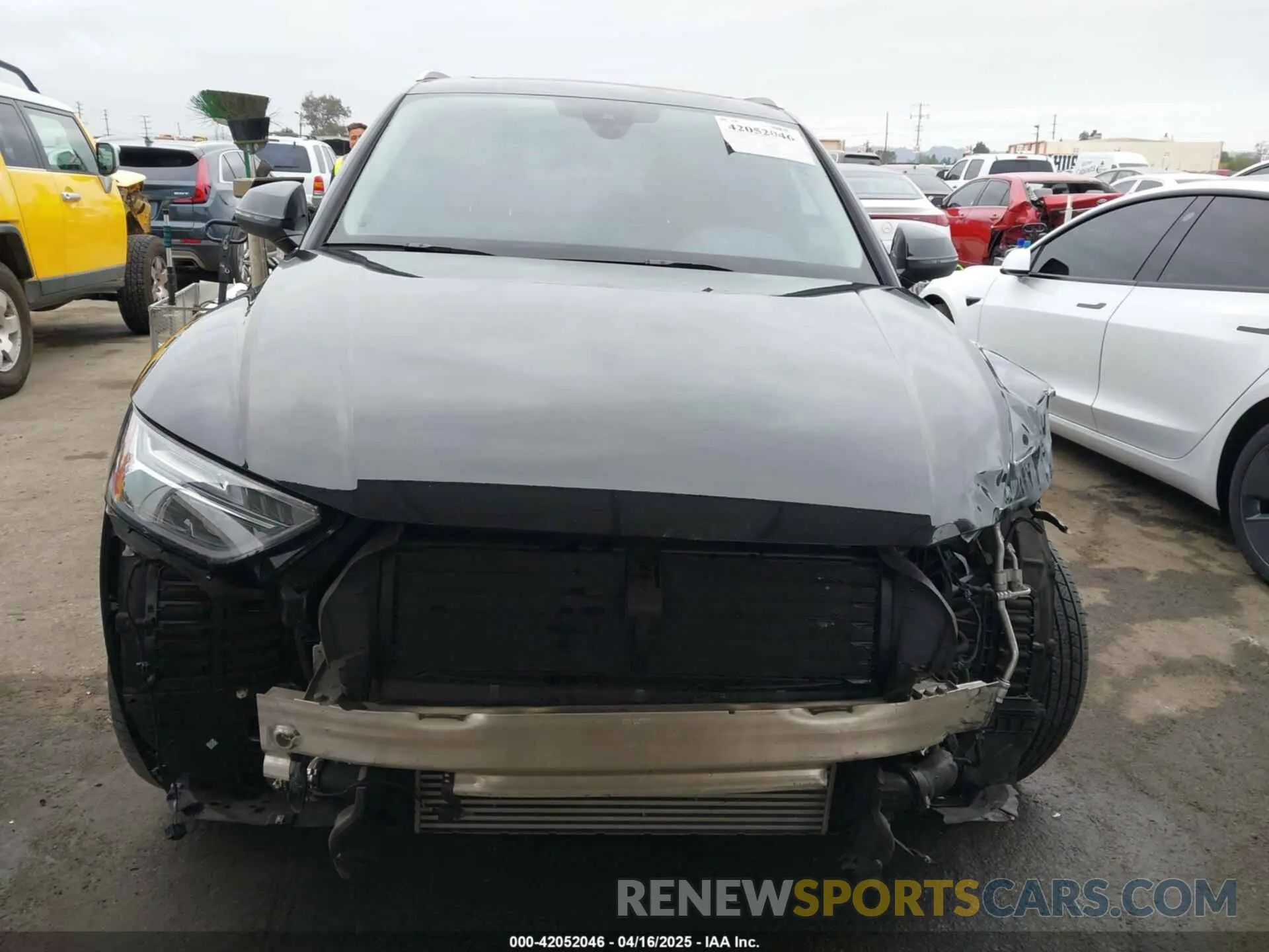 13 Photograph of a damaged car WA1BBAFY7P2187588 AUDI Q5 2023