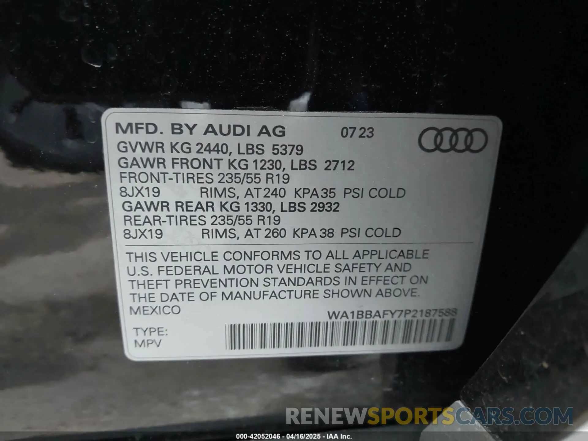 9 Photograph of a damaged car WA1BBAFY7P2187588 AUDI Q5 2023
