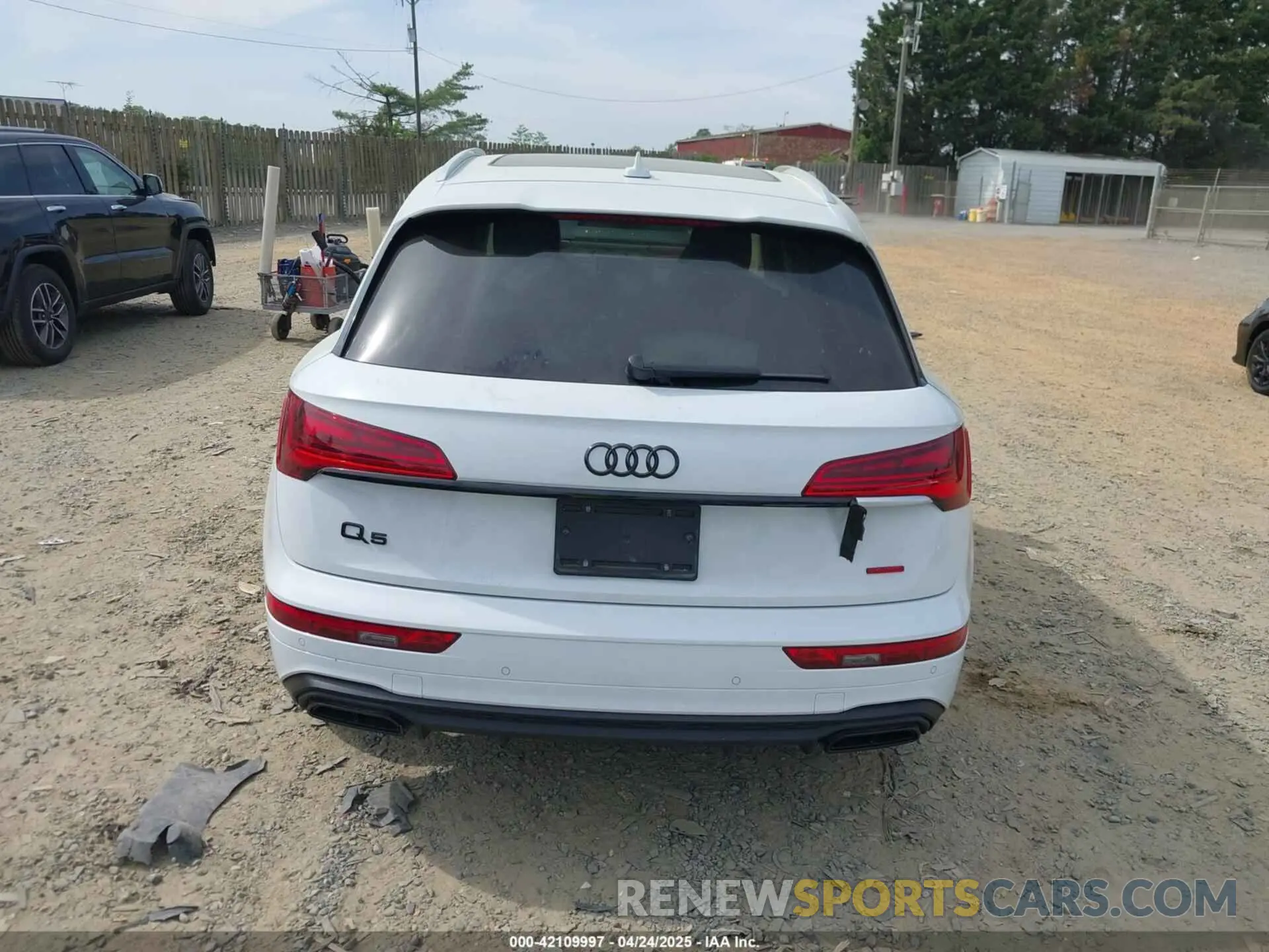 17 Фотография поврежденного автомобиля WA1E2BFY5P2092062 AUDI Q5 2023