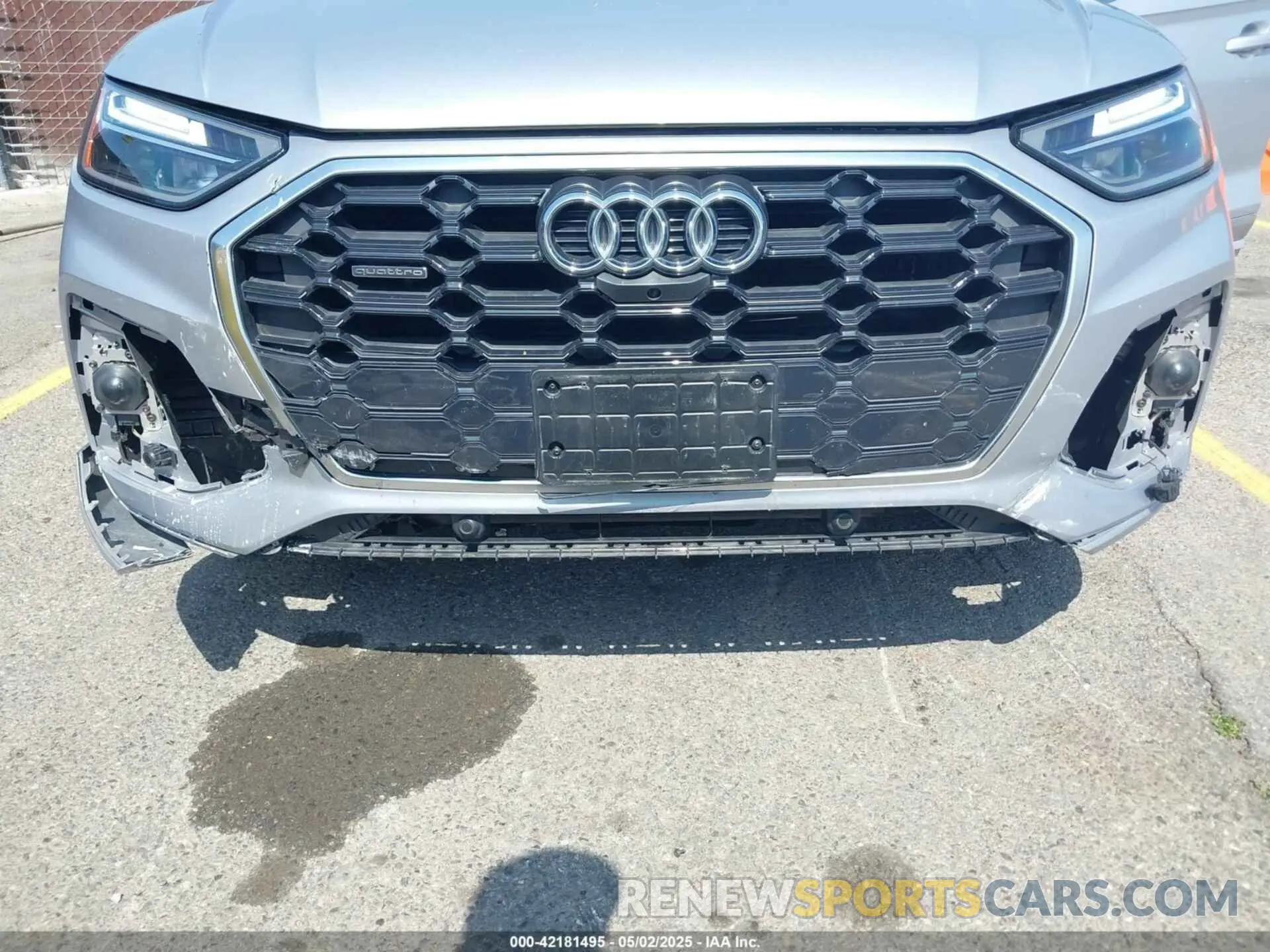 6 Photograph of a damaged car WA1EAAFY0P2031876 AUDI Q5 2023