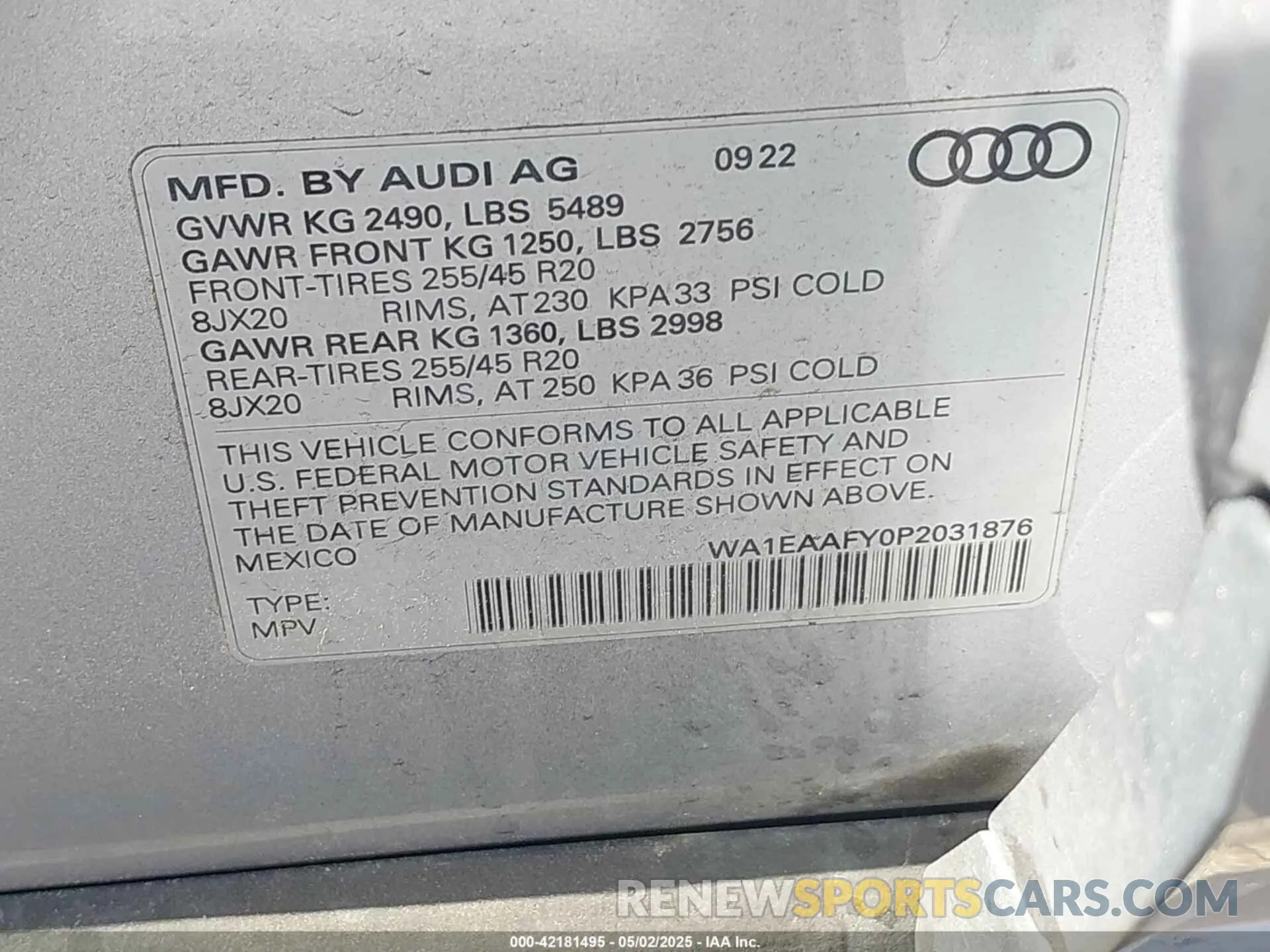 9 Photograph of a damaged car WA1EAAFY0P2031876 AUDI Q5 2023