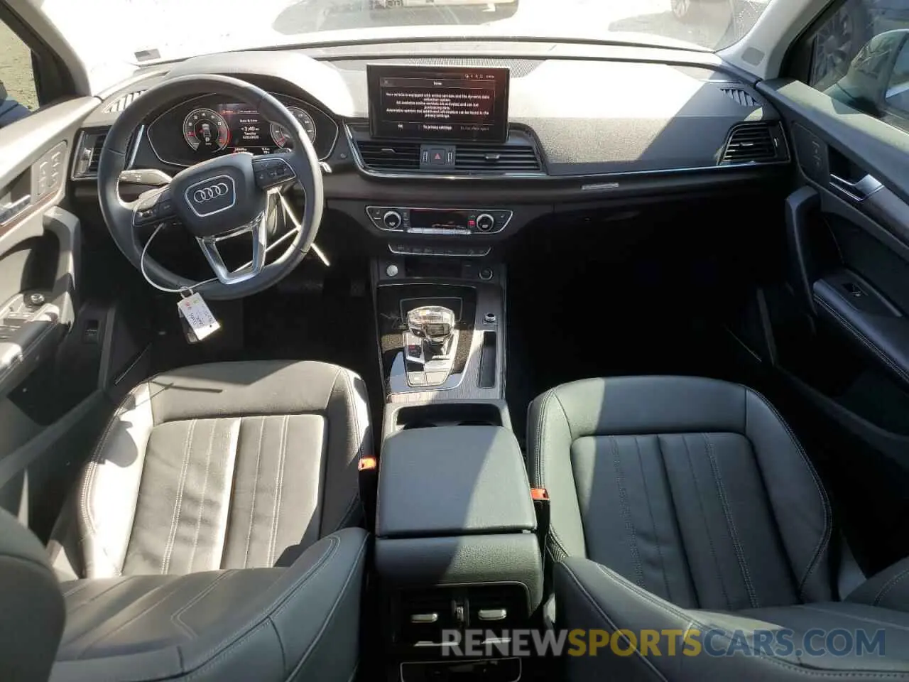 8 Photograph of a damaged car WA1EAAFY0P2055403 AUDI Q5 2023
