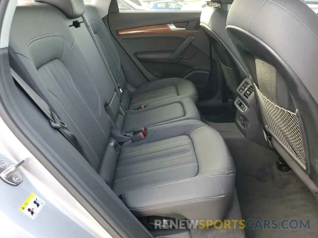 10 Фотография поврежденного автомобиля WA1EAAFY1P2077099 AUDI Q5 2023