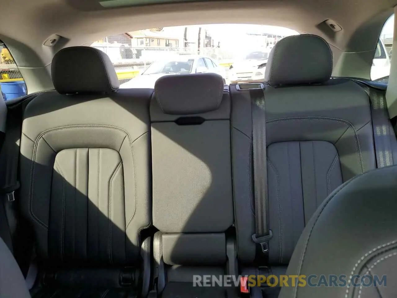 10 Фотография поврежденного автомобиля WA1EAAFY2P2063521 AUDI Q5 2023