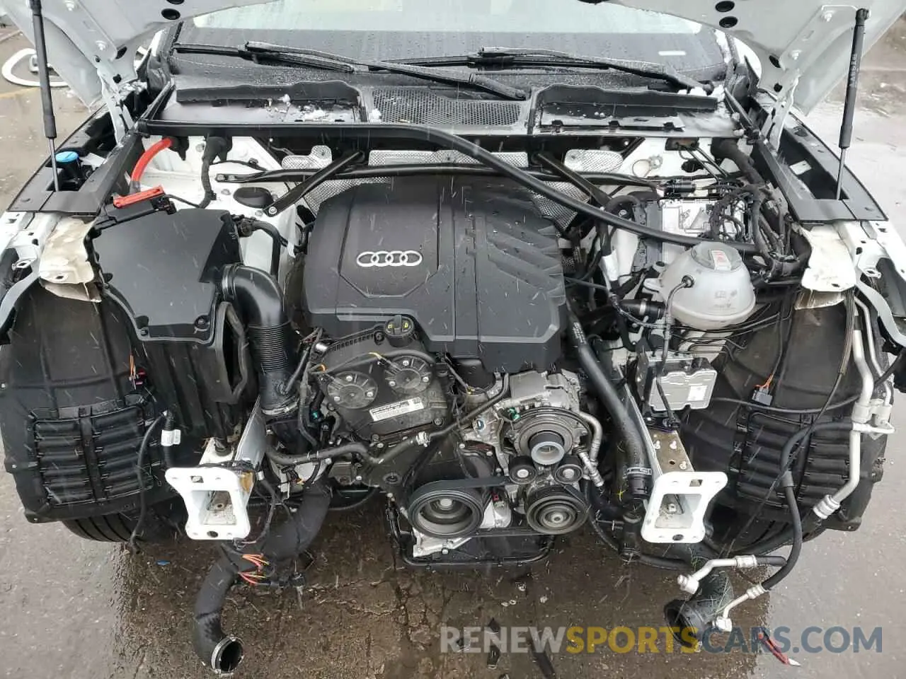 12 Фотография поврежденного автомобиля WA1EAAFY3P2056481 AUDI Q5 2023